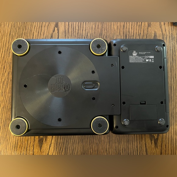 DJ HERO RENEGADE JAY-Z/EMINEM TURNTABLE CONTROLLER FOR PS2/PS3, TESTED - Picture 3 of 9